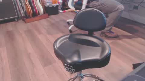 Snapshot of momer85 chatting on 30, 12, 2024 momer85 online show from 30, 12, 2024