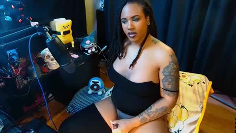 Snapshot of mommi_sh3d3vil chatting on 11, 3, 2026 MOMMI SH3DEVIL online show from 11, 3, 2026