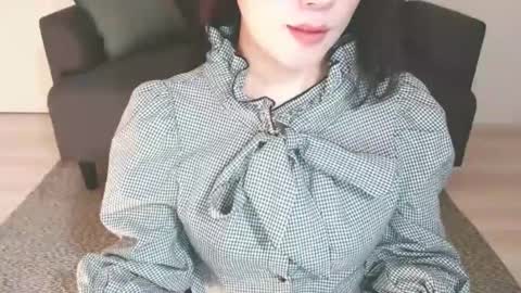 Momo online show from 15, 12, 2024