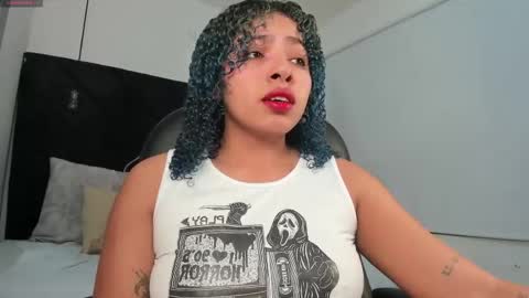 Momo  online show from 1, 6, 2026