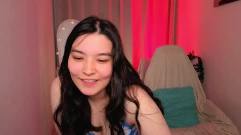 Momo online show from 17, 5, 2026