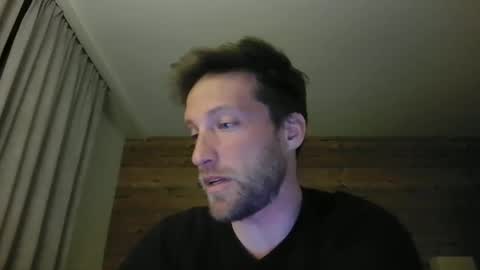 moms_little_monster online show from 9, 12, 2024