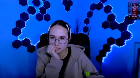 Mona  online show from 14, 2, 2026