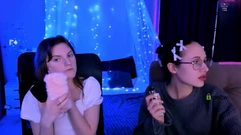 Mona  online show from 18, 3, 2026