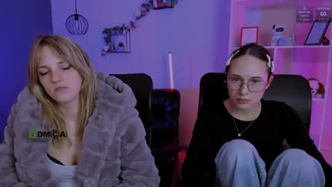 Mona  online show from 18, 4, 2026