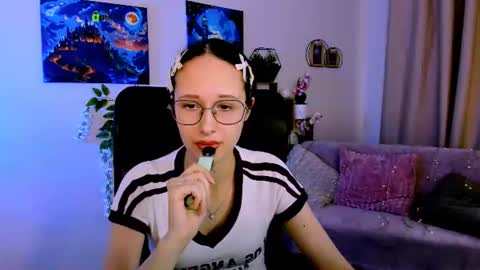 Mona  online show from 21, 7, 2026