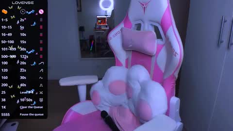   online show from 7, 12, 2024