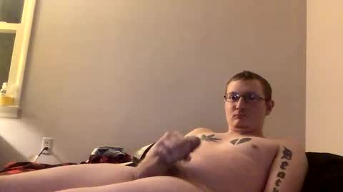 Snapshot of moneybaggho710 chatting on 18, 11, 2025 Steven Rhyne online show from 18, 11, 2025