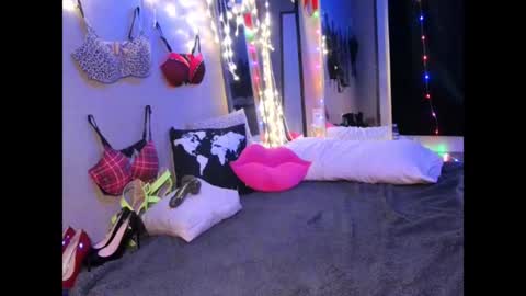 Monica online show from 25, 6, 2026