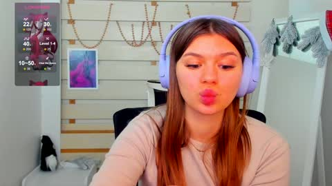 Monika online show from 2, 1, 2025