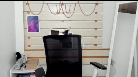 Monika online show from 29, 1, 2025