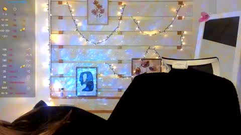 Monika online show from 14, 10, 2025