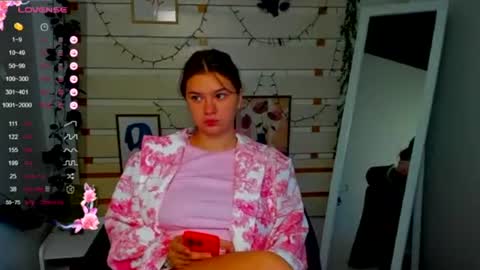 Snapshot of monika_youu chatting on 29, 7, 2026 Monika online show from 29, 7, 2026