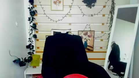 Snapshot of monika_youu chatting on 4, 8, 2026 Monika online show from 4, 8, 2026