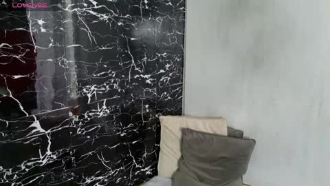 Ask me online show from 24, 1, 2025