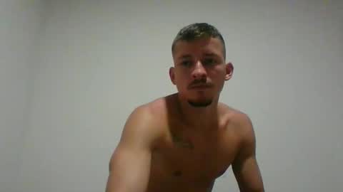 Snapshot of monito_hot17 chatting on 3, 2, 2026 monito_hot17 online show from 3, 2, 2026