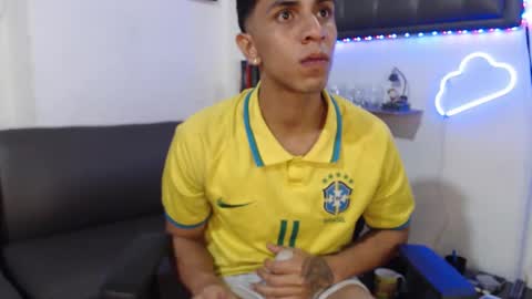 Snapshot of monkey_uchiha77 chatting on 27, 2, 2025 simon dice online show from 27, 2, 2025