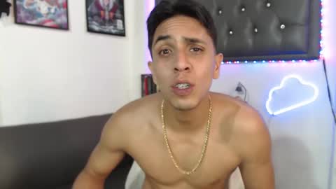 Snapshot of monkey_uchiha77 chatting on 4, 3, 2025 simon dice online show from 4, 3, 2025