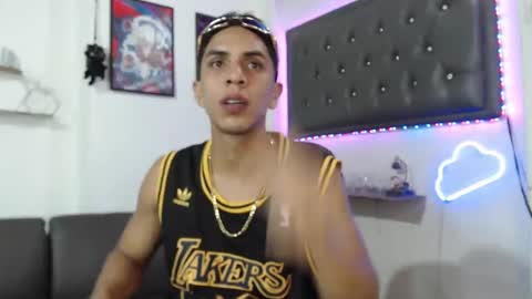 Snapshot of monkey_uchiha77 chatting on 5, 3, 2025 simon dice online show from 5, 3, 2025