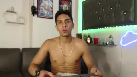 Snapshot of monkey_uchiha77 chatting on 12, 3, 2025 simon dice online show from 12, 3, 2025