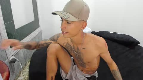 monkeyd_66 online show from 28, 1, 2025