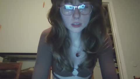 Snapshot of monkeygirl99 chatting on 6, 2, 2026 monkeygirl9 come play with me slut daddy bad spanking cute girl submissive online show from 6, 2, 2026