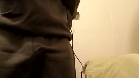 Snapshot of monster960002 chatting on 2, 12, 2025 monster960002 online show from 2, 12, 2025