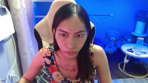 ELYSE A SIMPLE GIRL online show from 4, 10, 2025