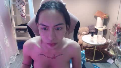 ELYSE A SIMPLE GIRL online show from 14, 11, 2025