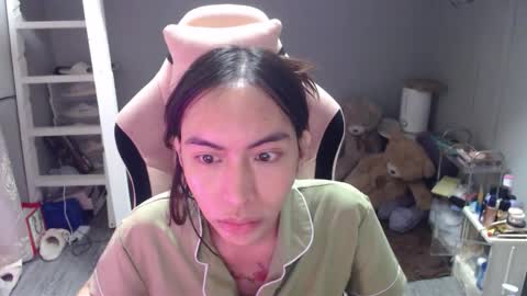 ELYSE A SIMPLE GIRL online show from 17, 12, 2025