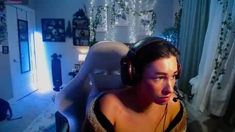 Lydia Mooney online show from 29, 1, 2025