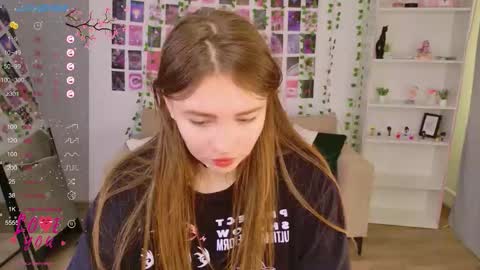 Snapshot of moon__bunny chatting on 11, 3, 2026 Moon Bunny online show from 11, 3, 2026