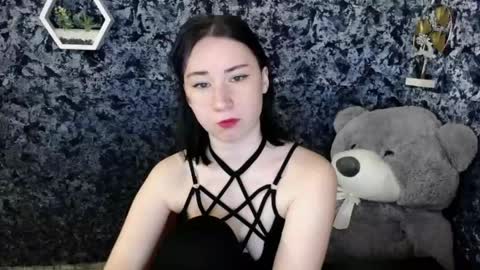 Snapshot of moon_foxy_ chatting on 22, 4, 2026 Diana online show from 22, 4, 2026