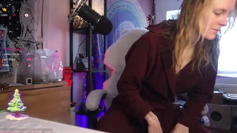 Moon Nymph online show from 15, 12, 2024