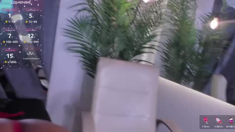 Luna  online show from 6, 2, 2025