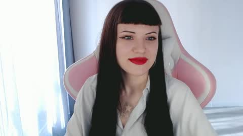  sophie  online show from 22, 4, 2026
