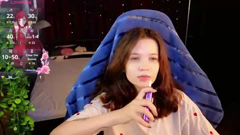 Snapshot of moonberry_yi chatting on 4, 8, 2026 VIPER online show from 4, 8, 2026