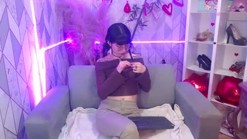 Charlotte online show from 2, 10, 2025