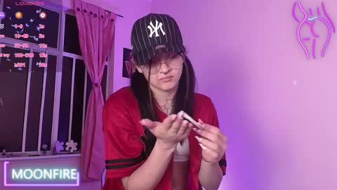 Snapshot of moonfiredance chatting on 22, 2, 2025 Nicky online show from 22, 2, 2025