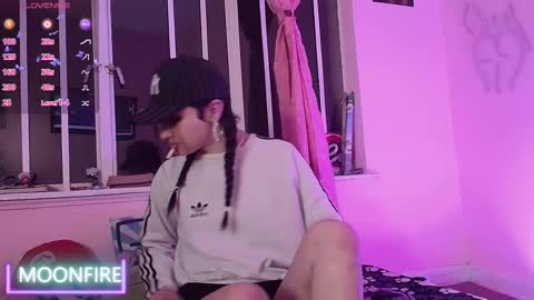 Snapshot of moonfiredance chatting on 5, 3, 2025 Nicky online show from 5, 3, 2025