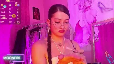 Snapshot of moonfiredance chatting on 29, 9, 2025 Nicky online show from 29, 9, 2025