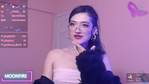 Snapshot of moonfiredance chatting on 21, 11, 2025 Nicky online show from 21, 11, 2025