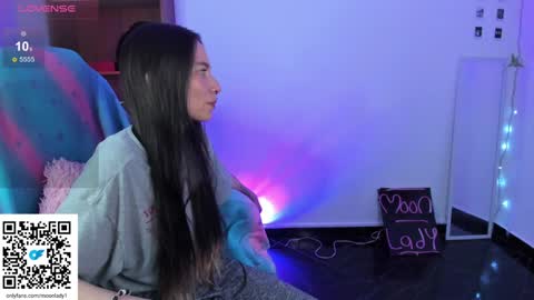 MOON  online show from 7, 12, 2024