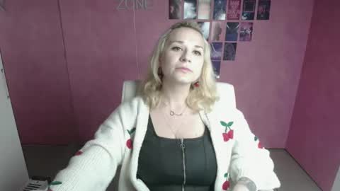 Susanna online show from 9, 5, 2026