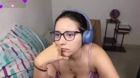 Moon Woman online show from 15, 2, 2026