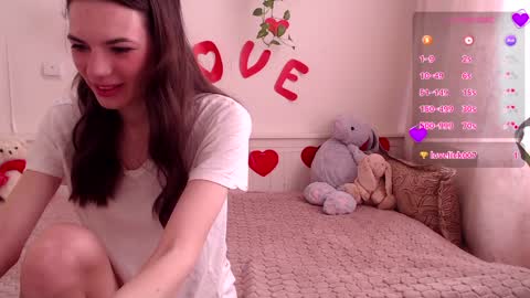 moore_alice online show from 8, 4, 2026