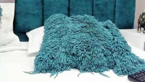 Andrew  online show from 13, 4, 2026