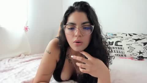 Mily sins  online show from 26, 6, 2026
