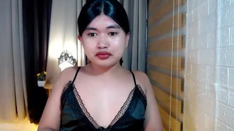 Snapshot of morenaaries12 chatting on 8, 2, 2026 MIA online show from 8, 2, 2026