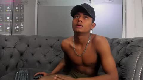 Mmorenito online show from 20, 10, 2025